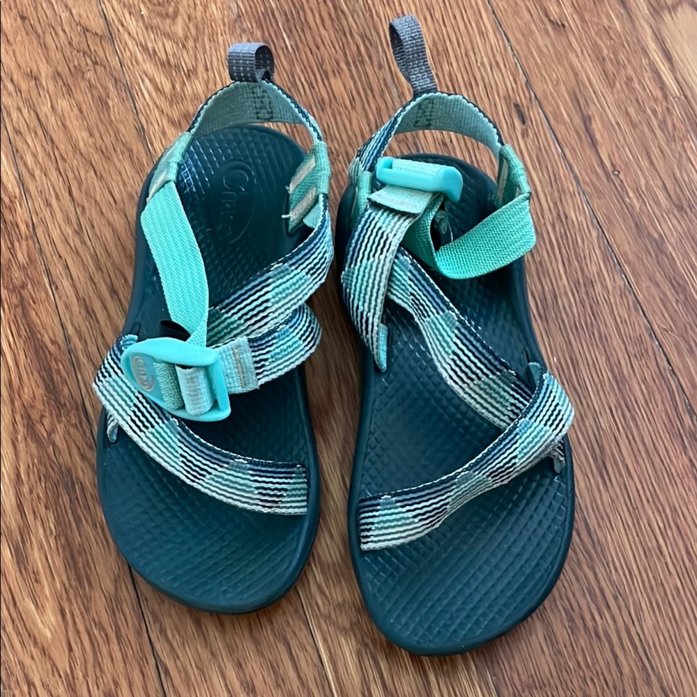 Kids Chacos size 13